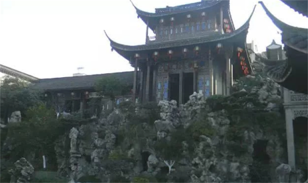 胡雪岩:谁都有雨天没伞的时候(图2) 2.jpg